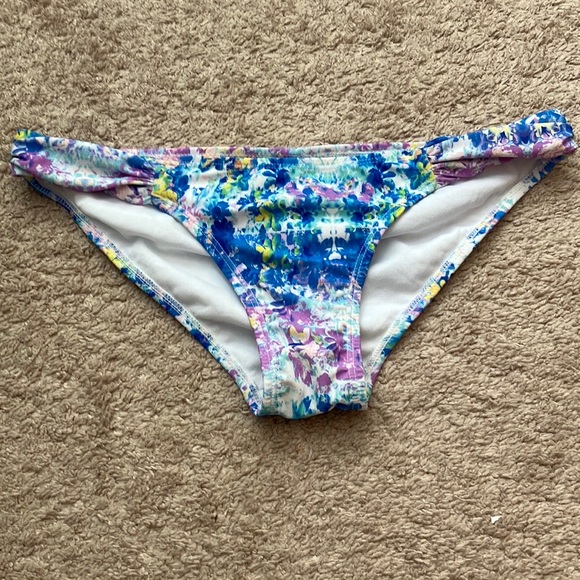 Candies Swim Size Medium Bikini Bottoms - Picture 1 of 4